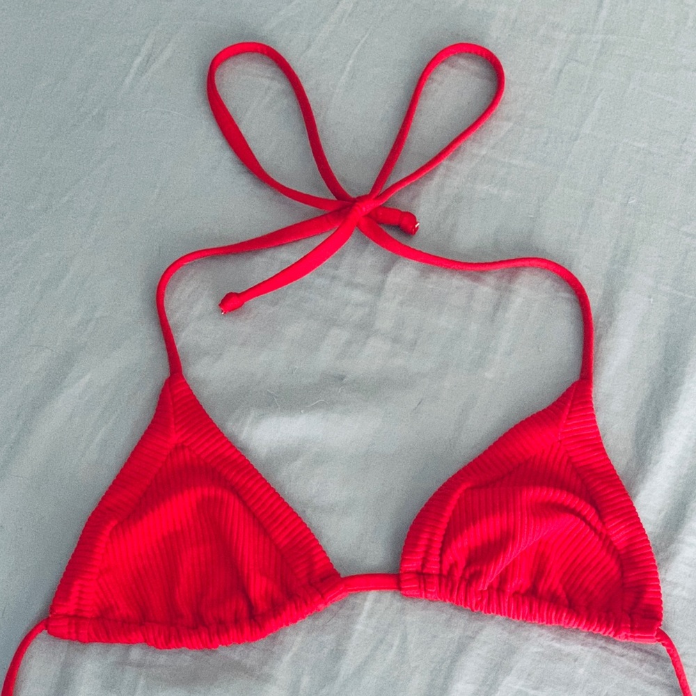 Frankie’s Bikinis Red Sky Top
